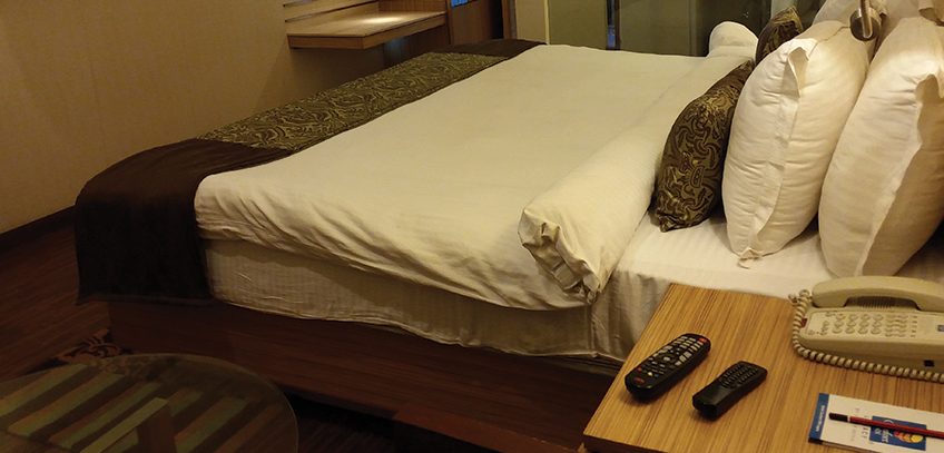 Deluxe room - Hotel ComfortINN in Rajkot